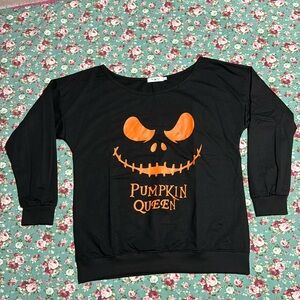 Pumpkin Queen 🎃 Halloween long sleeve shirt. Black, size L. Unused, new shirt💫